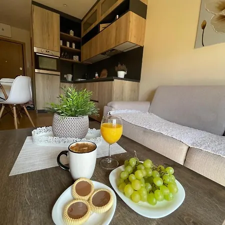 Apartment M&l *